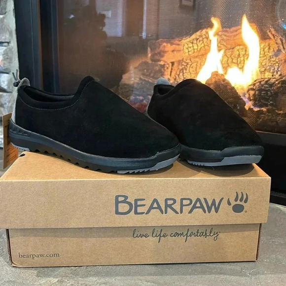 BEARPAW Jack Loafer, suede upper,comfort footbed,rubber sole,stain treated - Picture 1 of 10